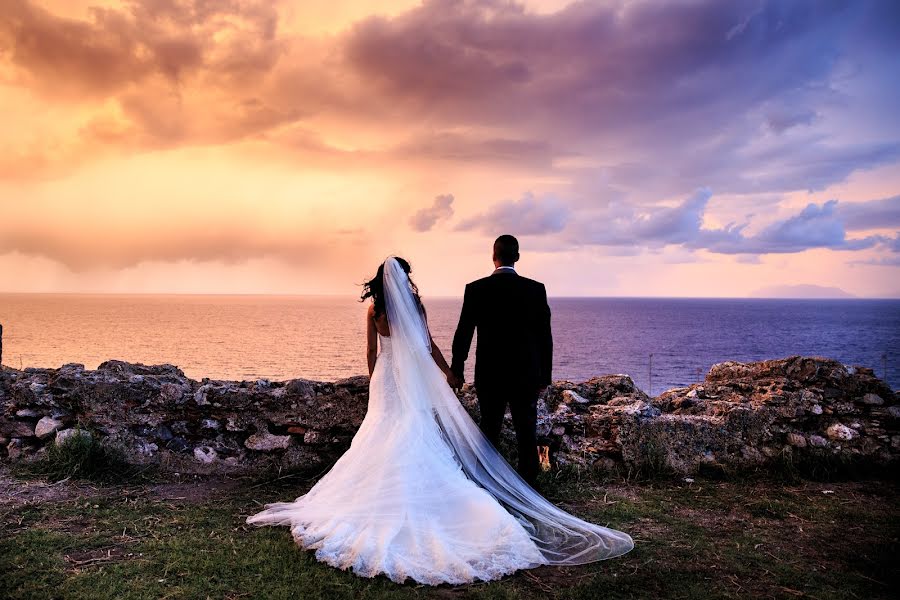 Fotografo di matrimoni Antonio La Malfa (antoniolamalfa). Foto del 28 settembre 2015