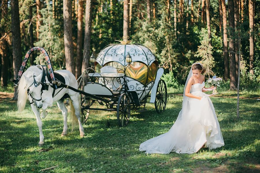 Свадебный фотограф Анна Бухтоярова (skorpyanka). Фотография от 24 сентября 2016