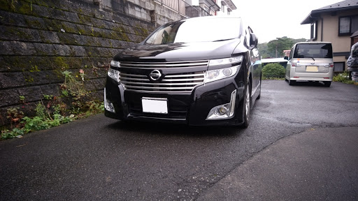 日産 エルグランドを華麗にカスタム By 33gl汰 52el汰 19 09 23 車検準備 ハーフないと顔面可愛い 車高高い あとはマフラーとledリフレクタ Cartune