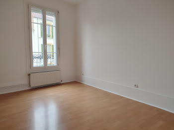 appartement à Courbevoie (92)