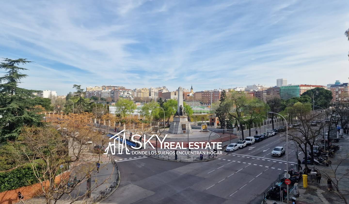 Apartment with terrace Madrid