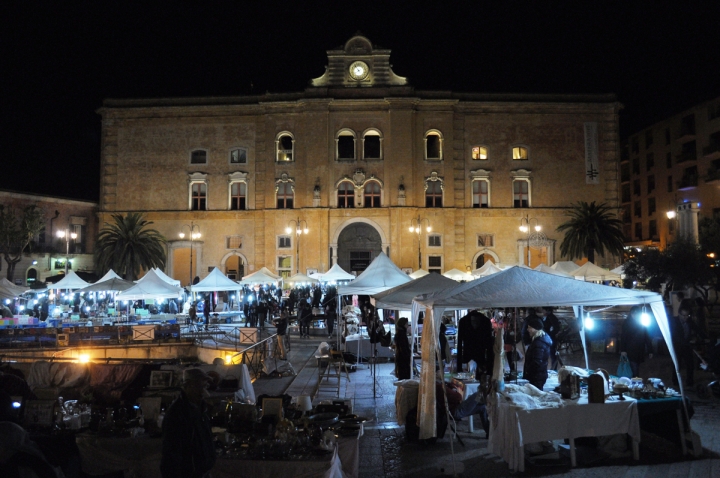 PIAZZA V.VENETOMATERA di fotolucus