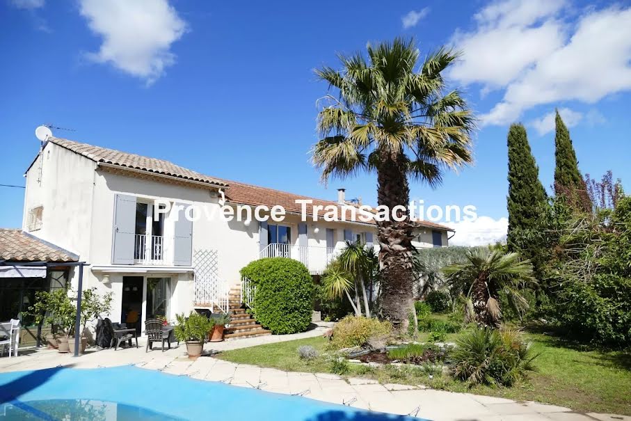 Vente maison   à Carpentras (84200), 360 000 €