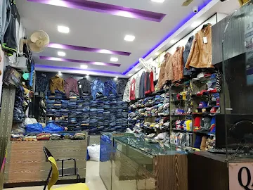 Qasar Fashion Square photo 