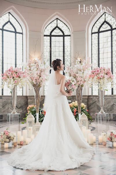 Fotografo di matrimoni Herman Siufay (hermanphoto). Foto del 9 maggio 2019