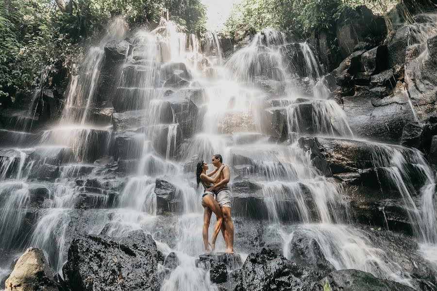 Svadobný fotograf Evgeniya Rossinskaya (evgeniyaross). Fotografia publikovaná 27. novembra 2019