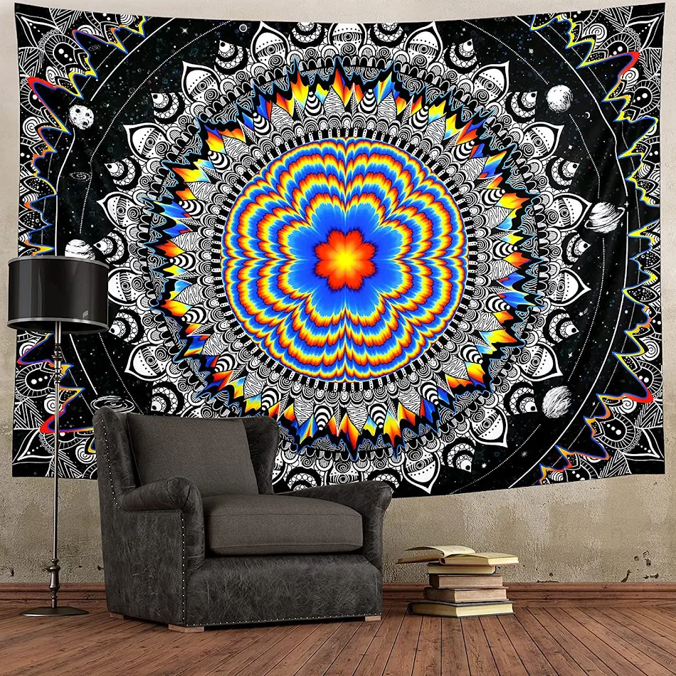Psihedelični crni tapiserija Hippie Astronomija Galaksija za jedinstvenu dekoraciju. Stvorite opuštajuću i kosmičku atmosferu u svom prostoru.