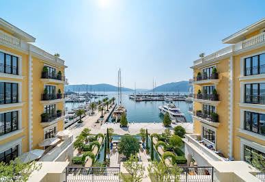 Apartment with terrace and pool 2