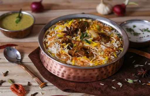 Hyderabadi Mutton Dum Biryani((Bone/boneless)