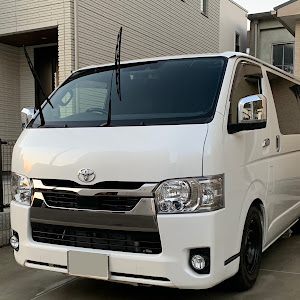 ハイエースバン GDH201V