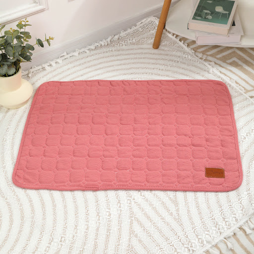 Title 5, Autumn and Winter Pet Mat for Cats and Common D...