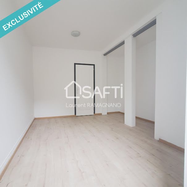 Vente appartement 4 pièces 98 m² à Saint-Nectaire (63710), 50 000 €