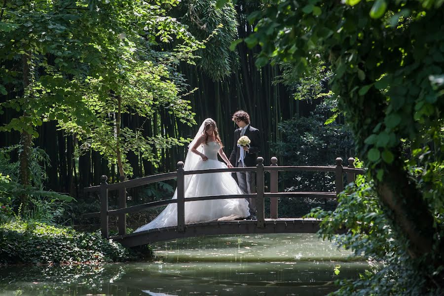 婚礼摄影师Silvia Donghi（donghi）。2016 10月10日的照片