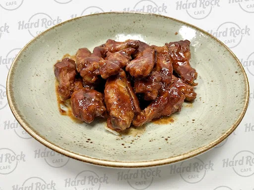 Chicken Wings in Tangy BBQ Sauce