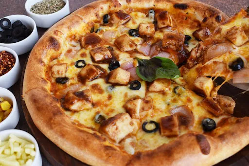 Jain BBQ Paneer PIzza