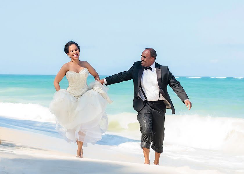 Fotógrafo de casamento Lola Leila (maiafreia). Foto de 7 de setembro 2019