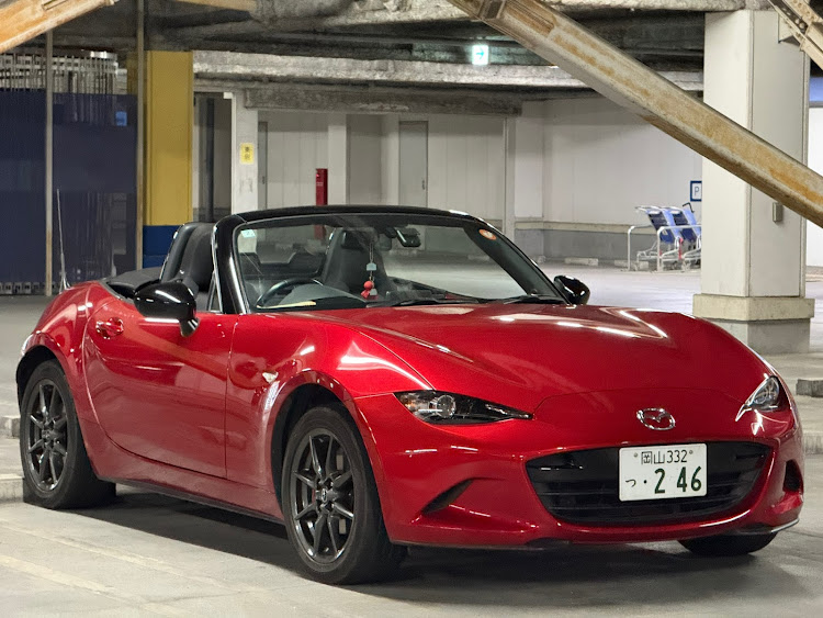 ロードスターのしごおわショット・ロードスターはいいぞ・ソウルレッドプレミアムメタリック・立駐盛りに関するカスタム事例の投稿画像2枚目