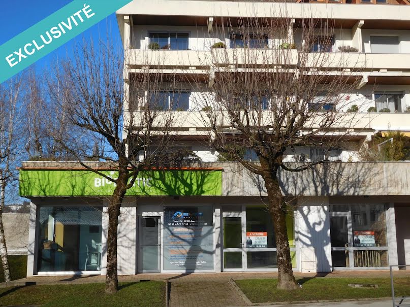 Vente locaux professionnels 2 pièces 132 m² à Oyonnax (01100), 169 000 €