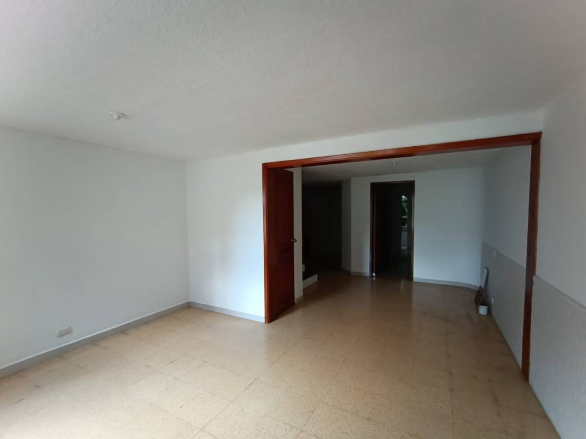 Casa En Venta - Las Antillas, Envigado