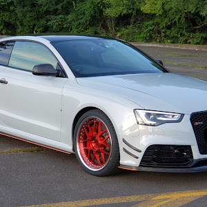 RS5 クーペ B8