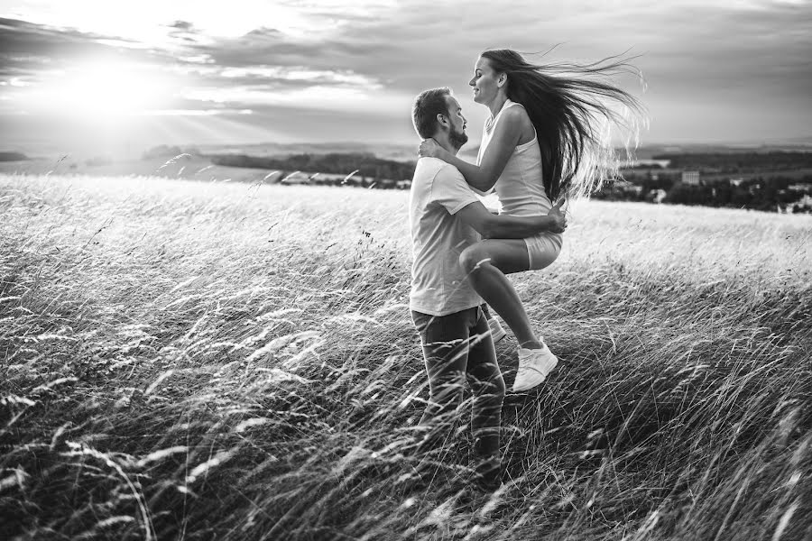 Fotógrafo de casamento Andrea Chodníčková (andyfoto-cz). Foto de 11 de fevereiro