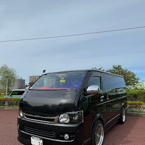 ハイエースバン KDH205V