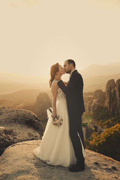 Fotografo di matrimoni Dimitris Simorelis (simorelis). Foto del 14 ottobre 2022