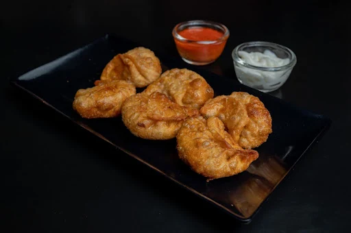 Paneer Fried Momos [6 Pieces]