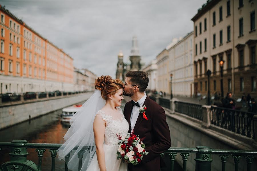 Photographe de mariage Vitaliy Belozerov (jonsnow243). Photo du 26 août 2018