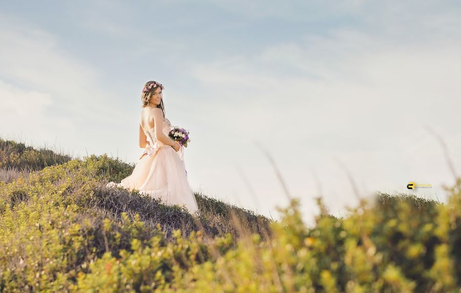 Wedding photographer Cumhur Ulukök (cumhurulukok). Photo of 17 April 2017