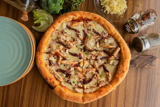 Mirchi Max Pulled Chicken Pizza