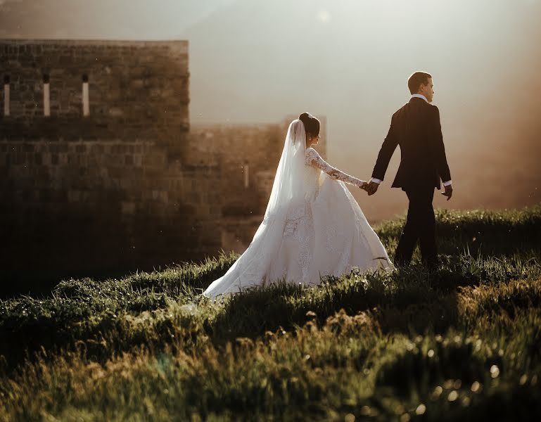 Fotografo di matrimoni Elmar Alekperov (elmaralekperov). Foto del 20 aprile 2018