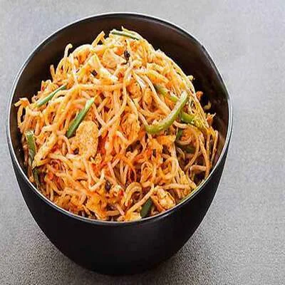 Egg Hakka Noodles Regular