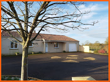 maison à Sainte-Pazanne (44)