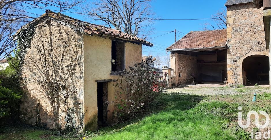 Vente ferme 6 pièces 110 m² à Galgan (12220), 180 000 €