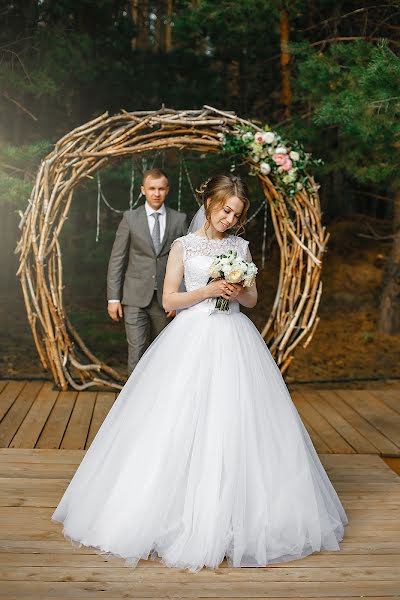 Fotógrafo de casamento Katya Kutyreva (kutyreva). Foto de 4 de março 2019