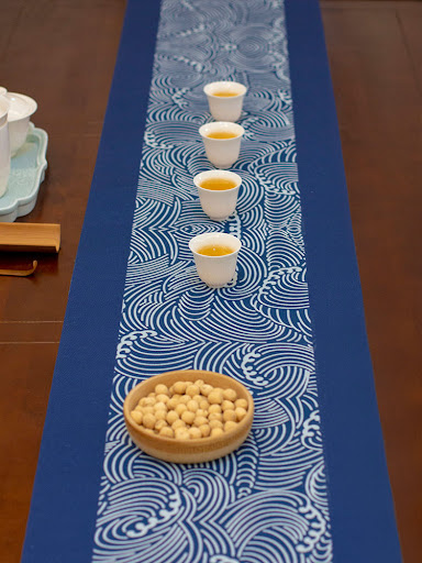 Title 5, Tea Flag Table Cloth Protects Your Table Stylis...