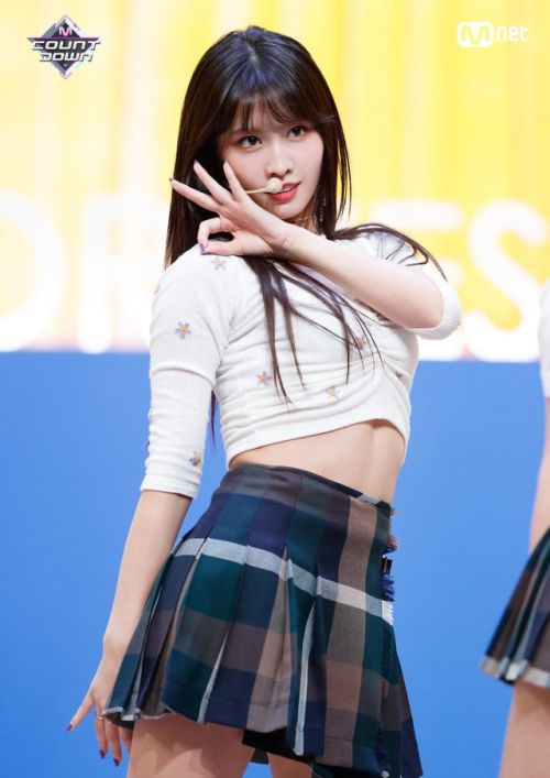 momo crop 11