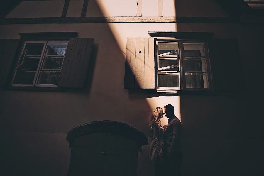 Fotógrafo de casamento Elena Yurshina (elyur). Foto de 7 de maio 2018