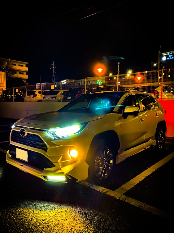 RAV4の納車・初投稿・モデリスタに関するカスタム事例の投稿画像1枚目