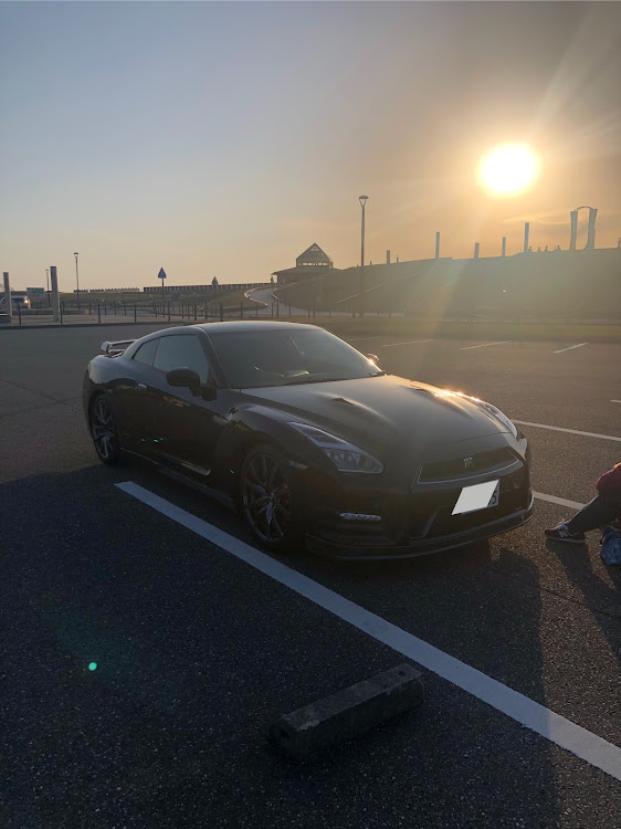 NISSAN GT-Rのサボテンハッチさんが投稿したカスタム事例の投稿画像2枚目