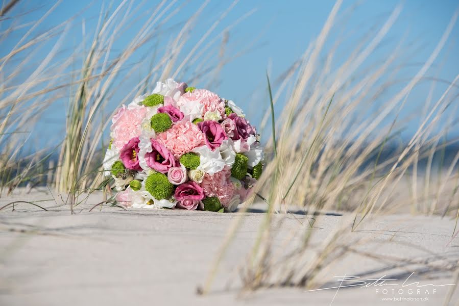 Fotografo di matrimoni Bettina Larsen (bettinalarsen). Foto del 30 marzo 2019