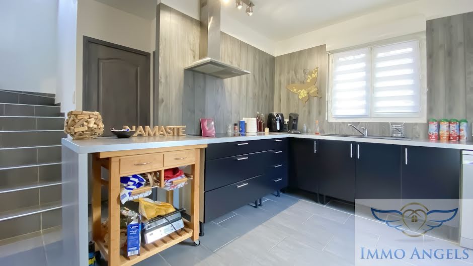 Vente maison 4 pièces 87 m² à Malaucène (84340), 264 000 €