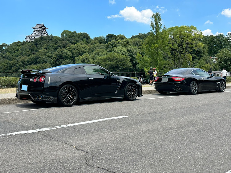 グラントゥーリズモのマセラティグラントゥーリズモ・マセラティ・グラントゥーリズモ  S・グラントゥーリズモ・GT-Rに関するカスタム事例の投稿画像1枚目