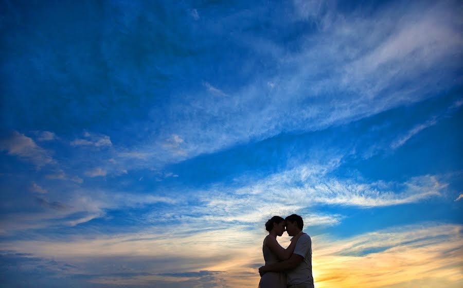 Fotógrafo de casamento Andrey Rodionov (andreyrodionov). Foto de 25 de janeiro 2016