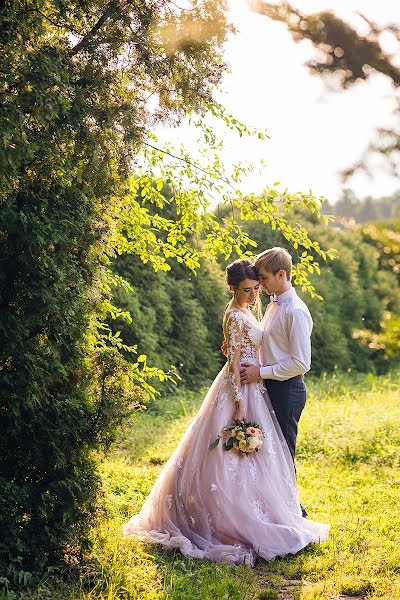 Fotografo di matrimoni Anna Galkina (galannaanna). Foto del 6 settembre 2018