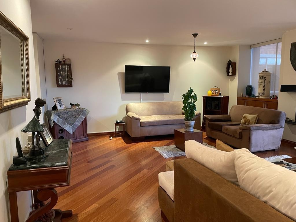 Apartamento En Venta - La Carolina, Bogota