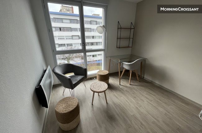 Location meublée appartement 1 pièce 25 m² à Clermont-Ferrand (63000), 550 €