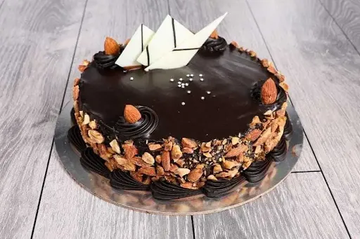 Eggless Chocolate Almond Cake