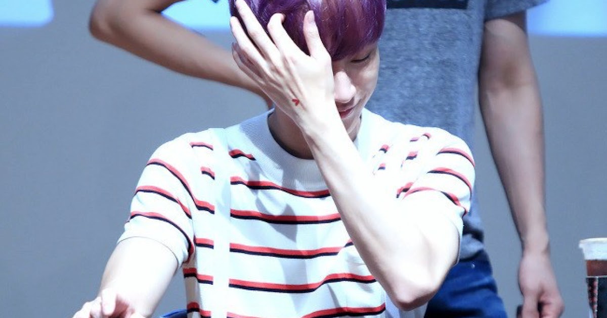 10 Male Idols With Hands That Will Finally Convince You That Hands Can Be Sexy Koreaboo